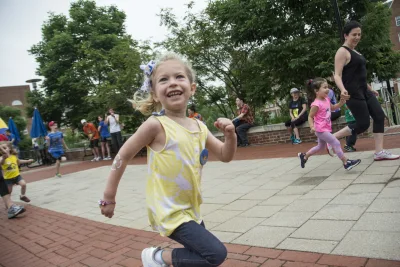 27121290004 8ca3ef8c72 k